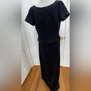Carmen Marc Valvo 2 piece Navy evening wear